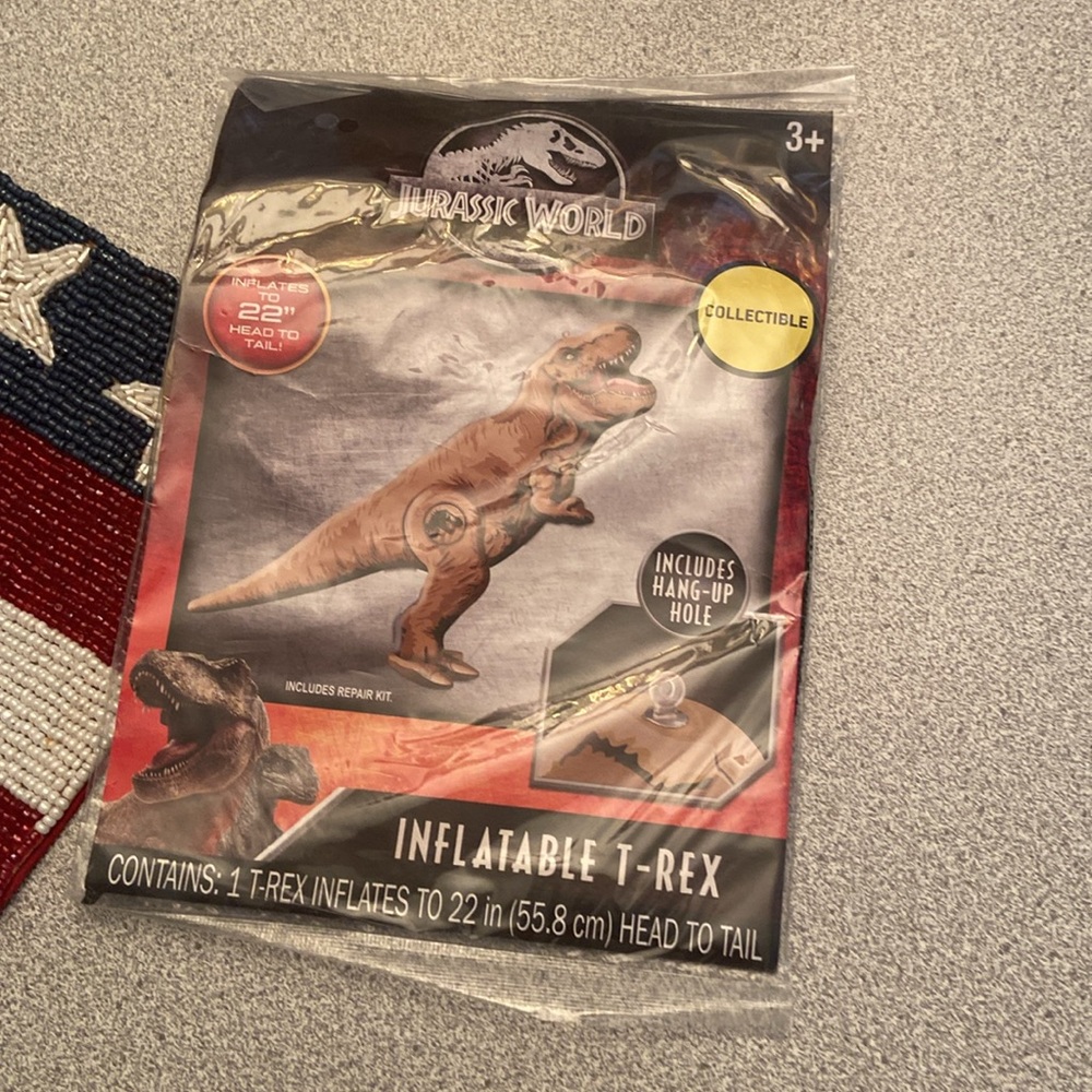 Inflatable t-Rex - Picture 2 of 4